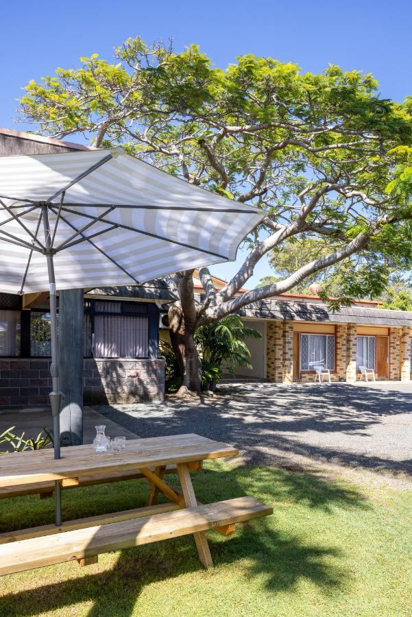 South Pacific Palms Motor Inn Tuncurry Εξωτερικό φωτογραφία